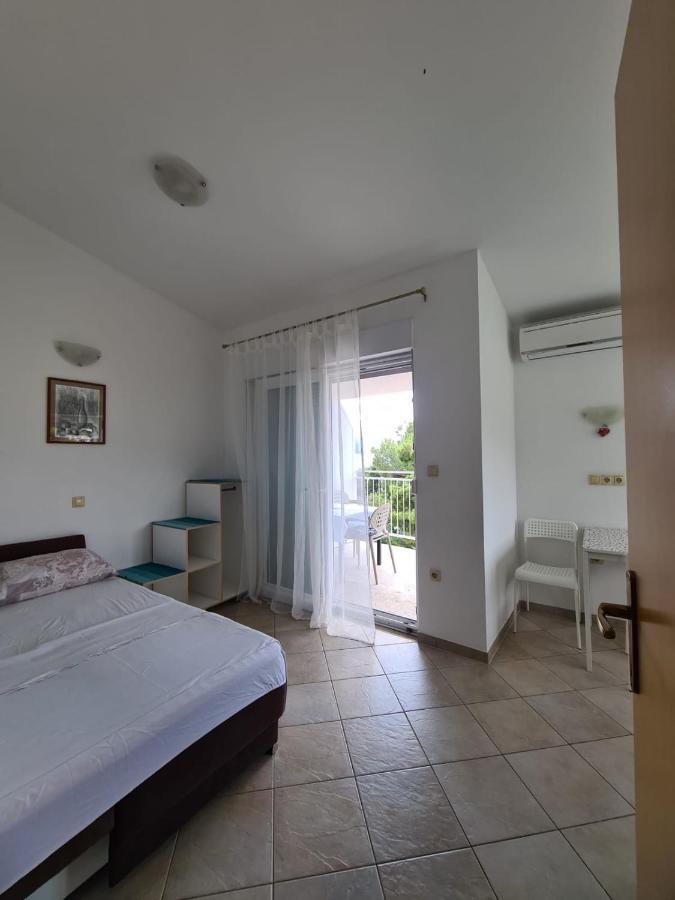 Oasis Of Peace Apartment Omiš Kültér fotó