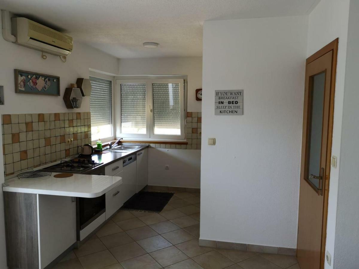 Oasis Of Peace Apartment Omiš Kültér fotó